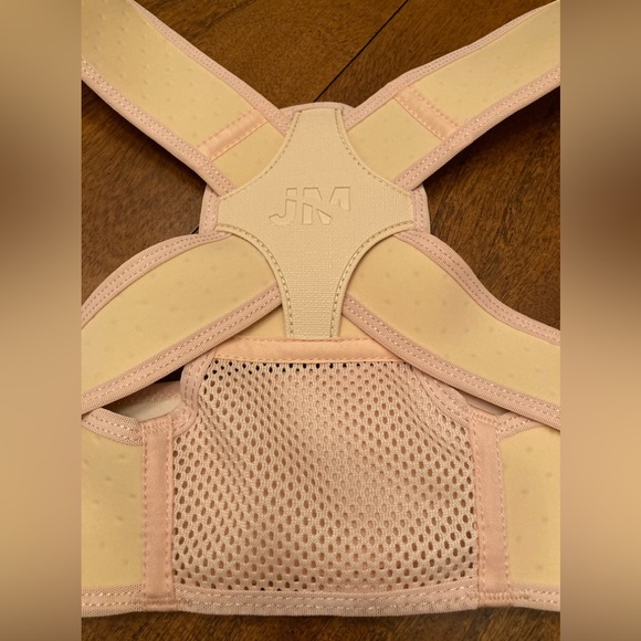 JM Junemuses Posture Corrector - Picture 4 of 11